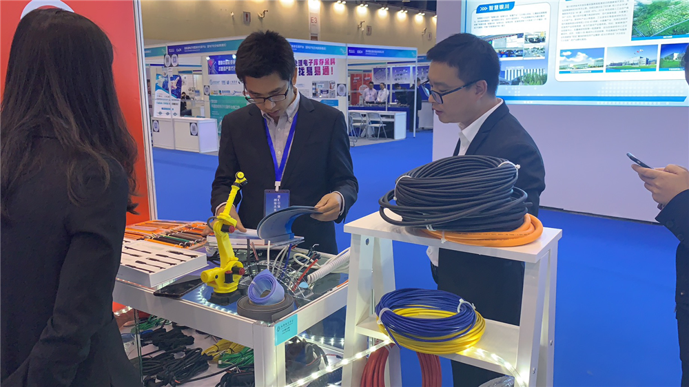 1574997625.png 1574997625.png