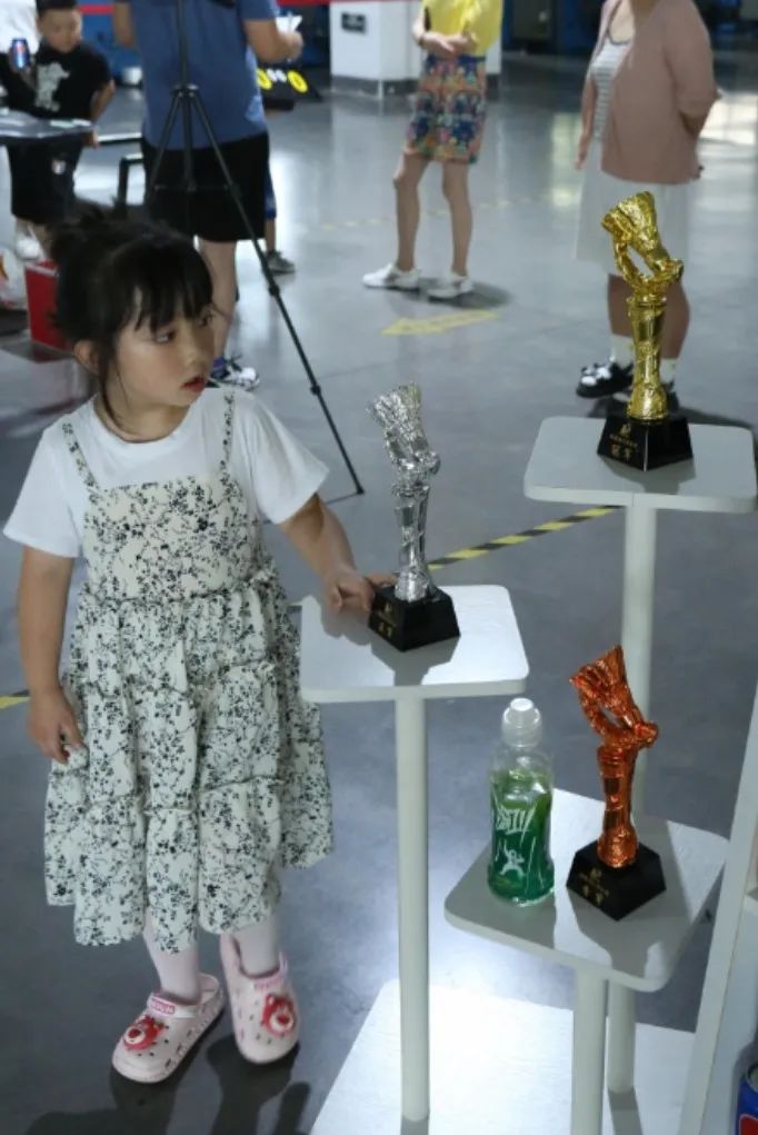 1690444768.jpg 2.jpg