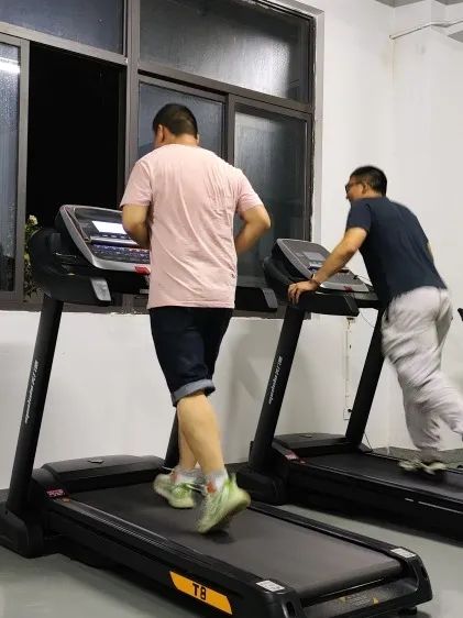 1690448618.jpg 4.jpg